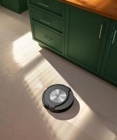 iRobot Robot d’aspiration et d’essuyage Roomba Combo j7 6
