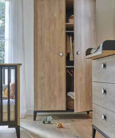 Kinderschrank 2 türen Eiche-blond-Schwarz MARCEL – Bild 4